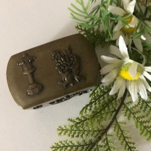 Lovely Brass Trinket Box, Neat Asian Designs
